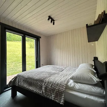 карпати плай Village