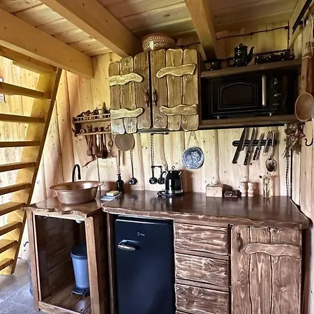 карпати плай Village Chalet *